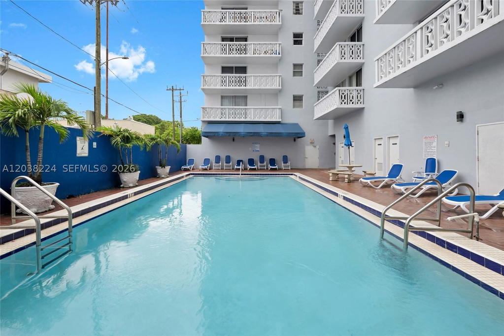 Real estate property located at 1020 Meridian Ave #715, Miami-dade, Admiral Towers Condo, Miami Beach, FL