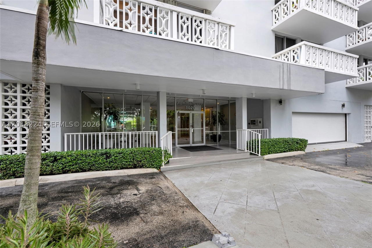 Real estate property located at 1020 Meridian Ave #715, Miami-dade, Admiral Towers Condo, Miami Beach, FL