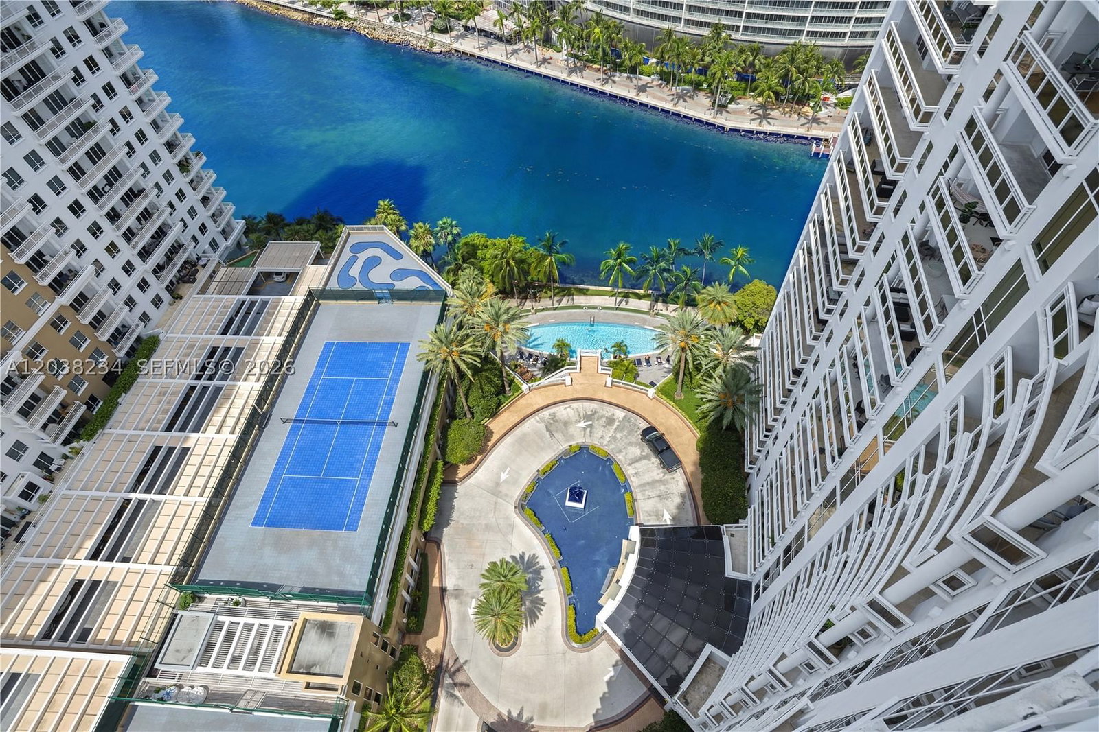 Real estate property located at 901 Brickell Key Blvd #2408, Miami-dade, Carbonell Condo, Miami, FL