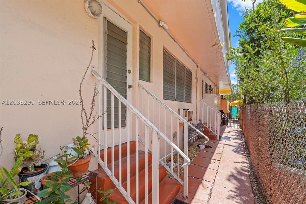 Real estate property located at 7840 Harding Ave #3, Miami-dade, American Gardens Condo, Miami Beach, FL