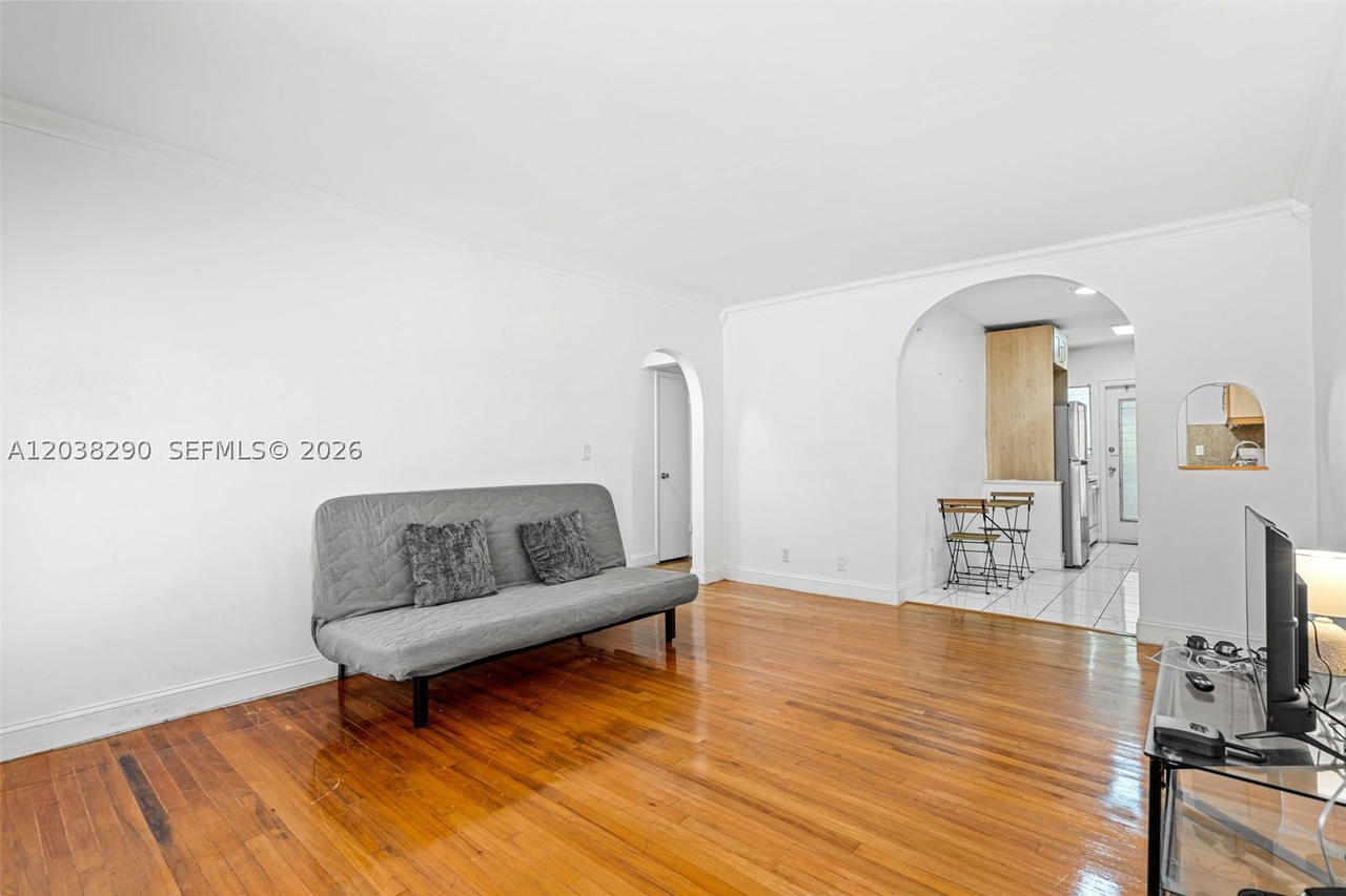 Real estate property located at 7840 Harding Ave #3, Miami-dade, American Gardens Condo, Miami Beach, FL