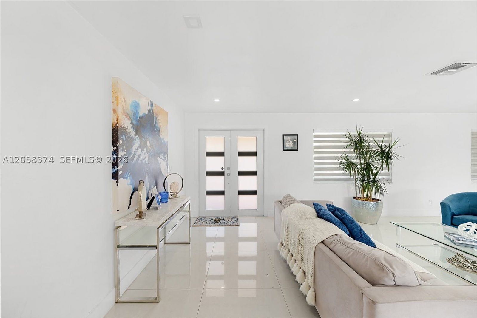 Real estate property located at 9724 4th Terrace, Miami-dade, West Gdn 1st Addn Sec 2, Miami, FL