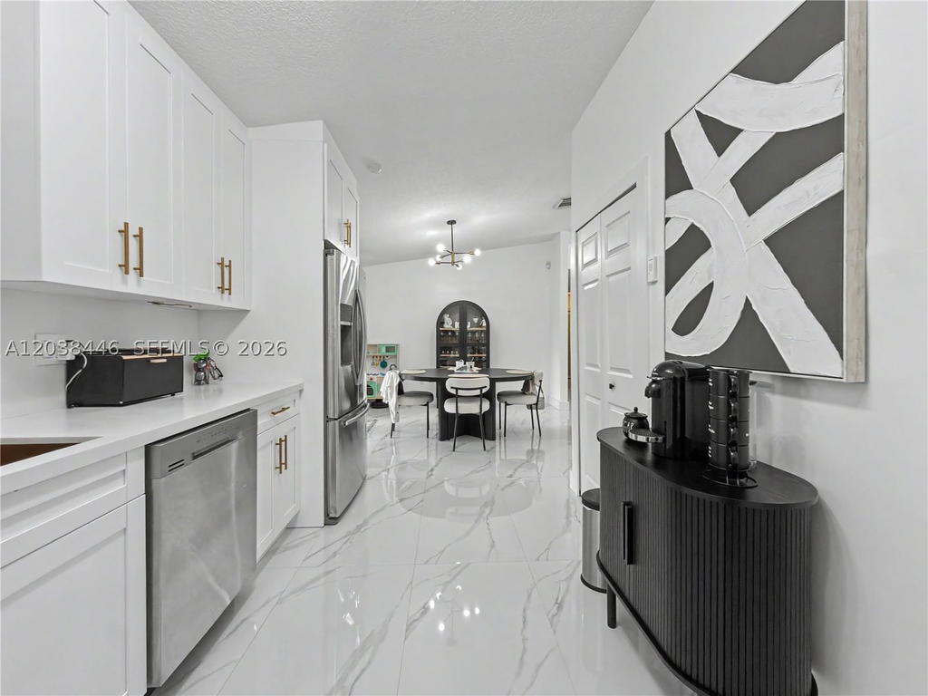Real estate property located at 21965 125th Ave, Miami-dade, Hainlin Mill Estates Sec, Miami, FL