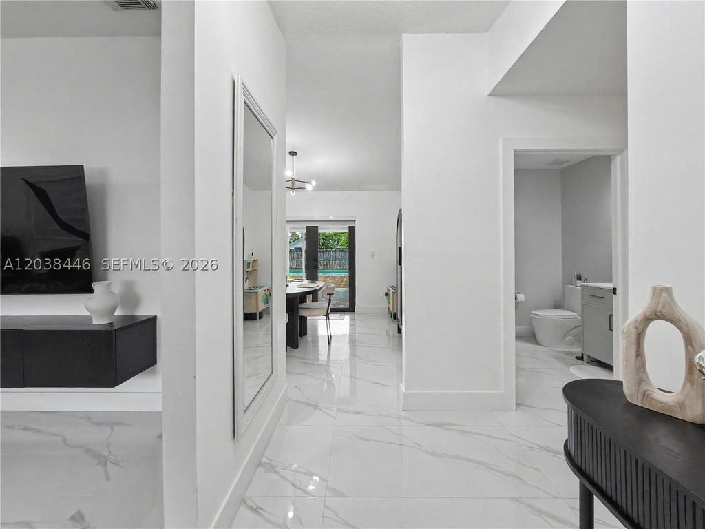 Real estate property located at 21965 125th Ave, Miami-dade, Hainlin Mill Estates Sec, Miami, FL