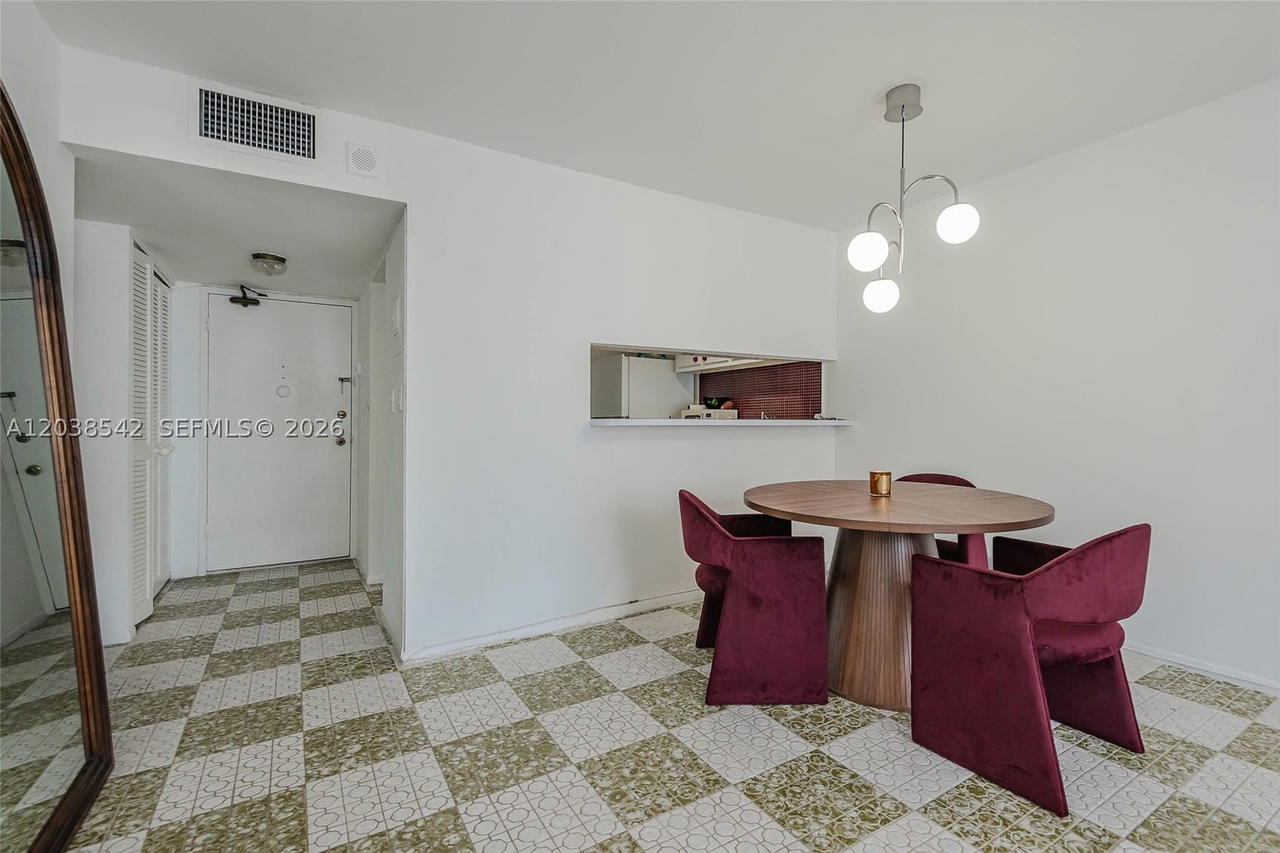 Real estate property located at 401 Ocean Dr #810, Miami-dade, The Presidential Condo, Miami Beach, FL