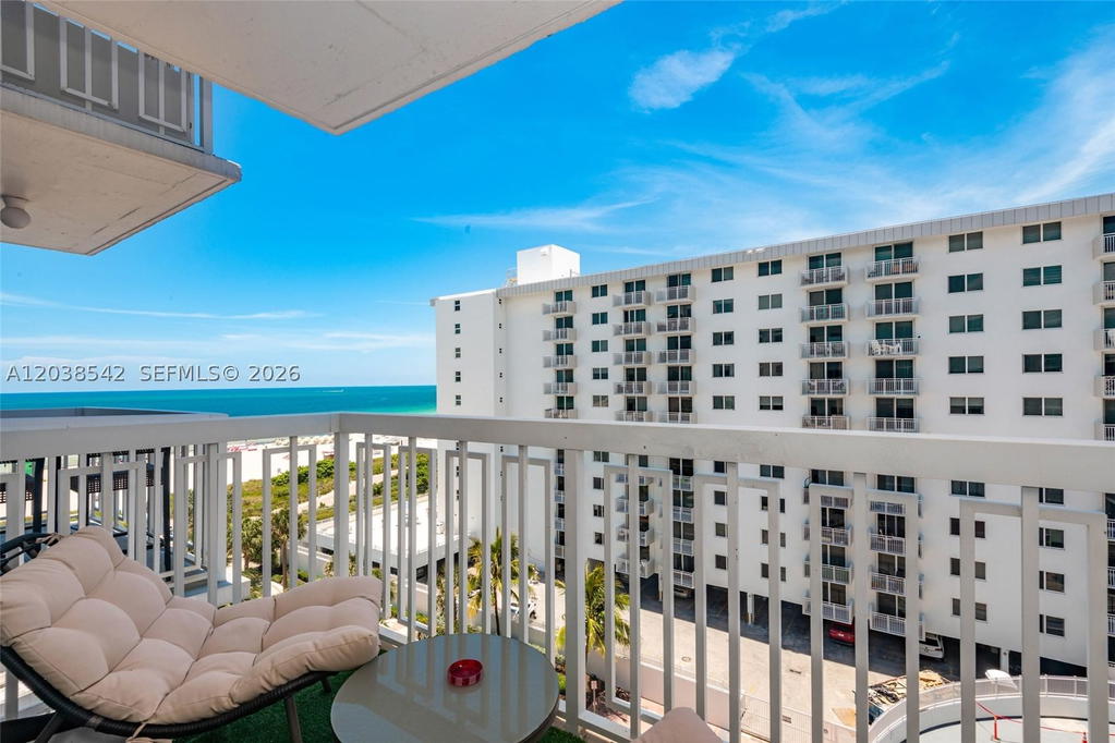 Real estate property located at 401 Ocean Dr #810, Miami-dade, The Presidential Condo, Miami Beach, FL