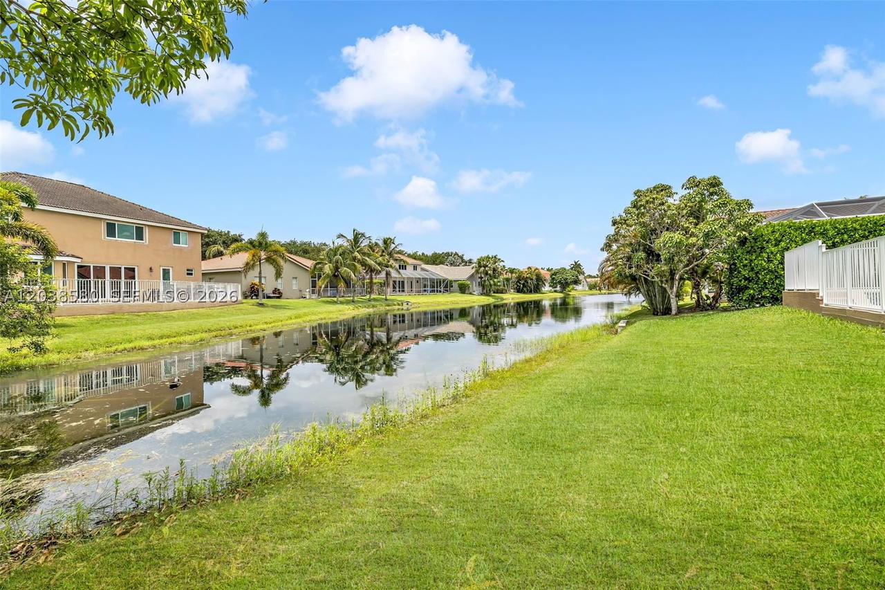 Real estate property located at 10214 54th Pl, Broward, Brookside North, Coral Springs, FL