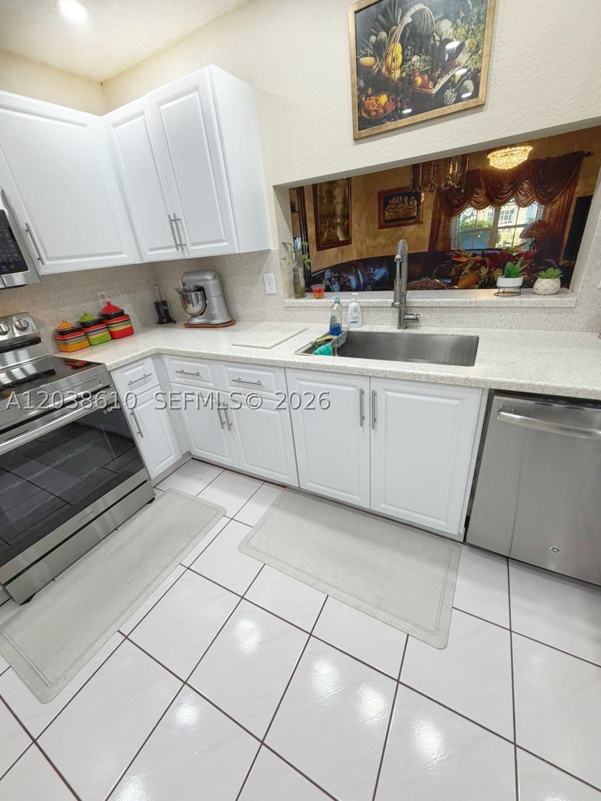 Real estate property located at 10877 8th St, Broward, Pembroke Pointe, Pembroke Pines, FL
