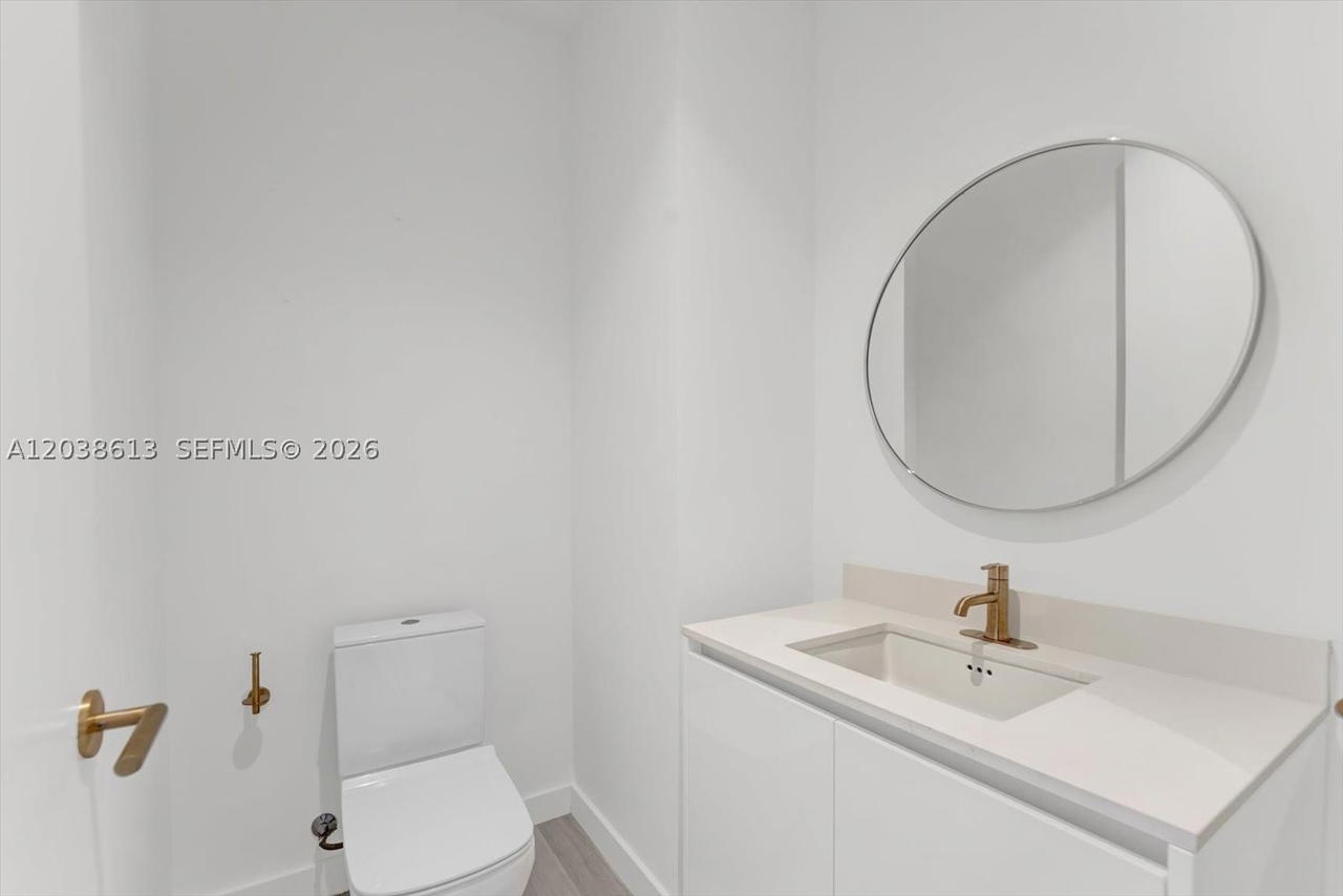 Real estate property located at 2655 Bayshore Dr #1606, Miami-dade, Mr. C Residences Bayshore, Miami, FL