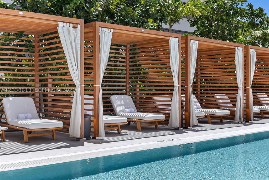 Real estate property located at 2655 Bayshore Dr #1606, Miami-dade, Mr. C Residences Bayshore, Miami, FL