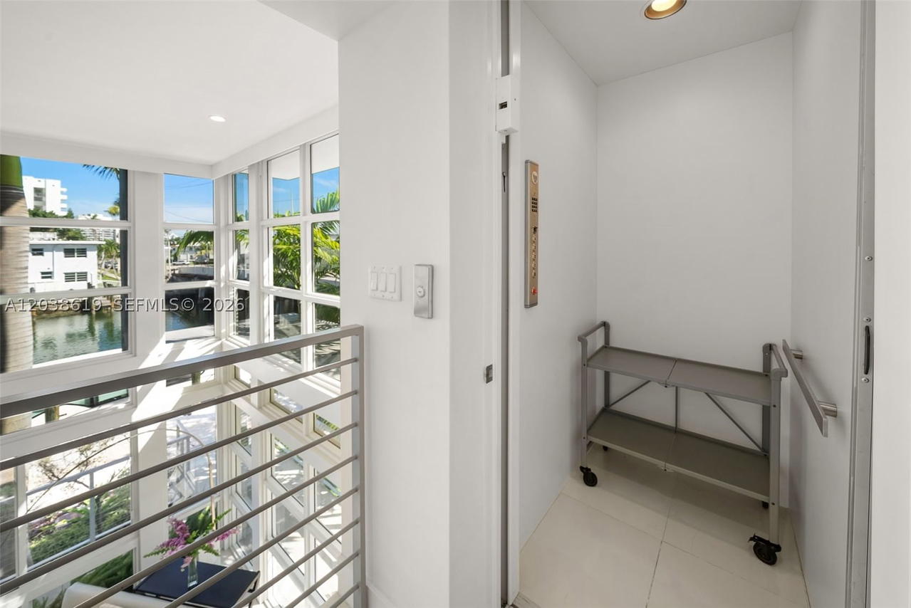 Real estate property located at 39 Shore Dr, Miami-dade, North Isle Of Normandy, Miami Beach, FL
