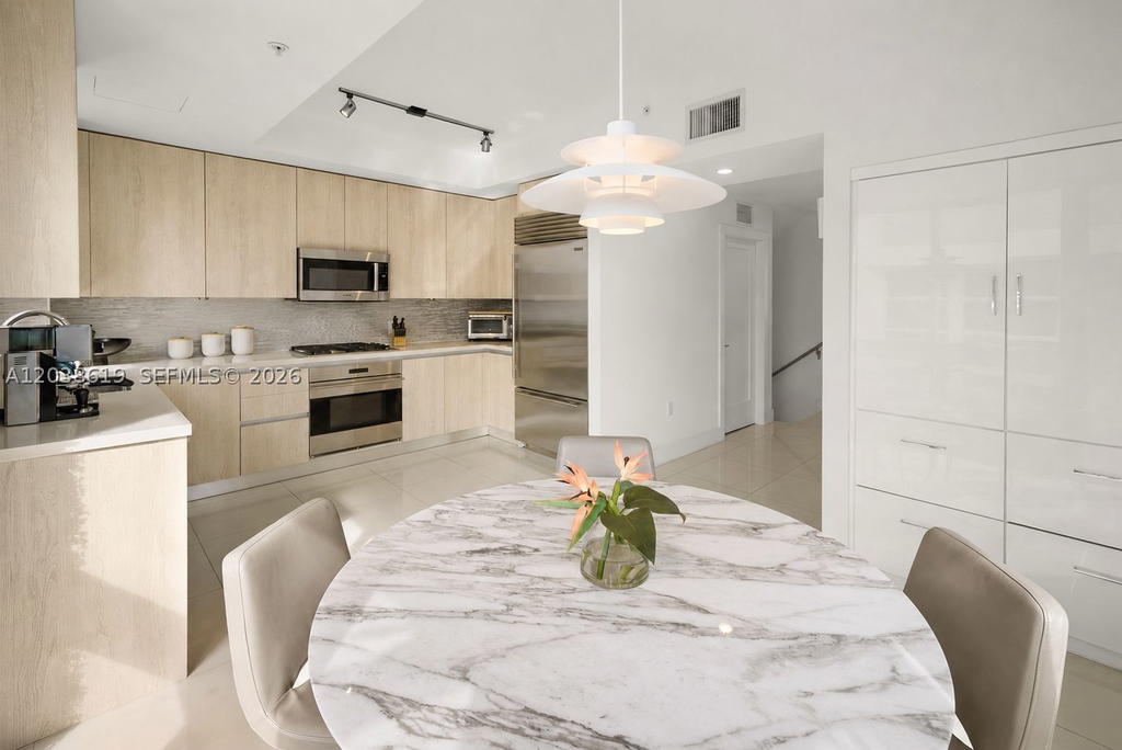 Real estate property located at 39 Shore Dr, Miami-dade, North Isle Of Normandy, Miami Beach, FL
