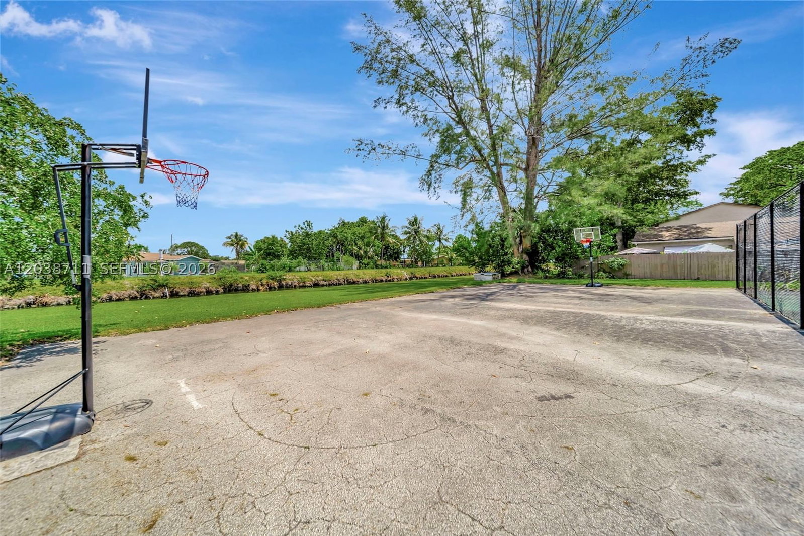 Real estate property located at 7447 Sunrise Blvd #7447, Broward, Apple Creek, Plantation, FL