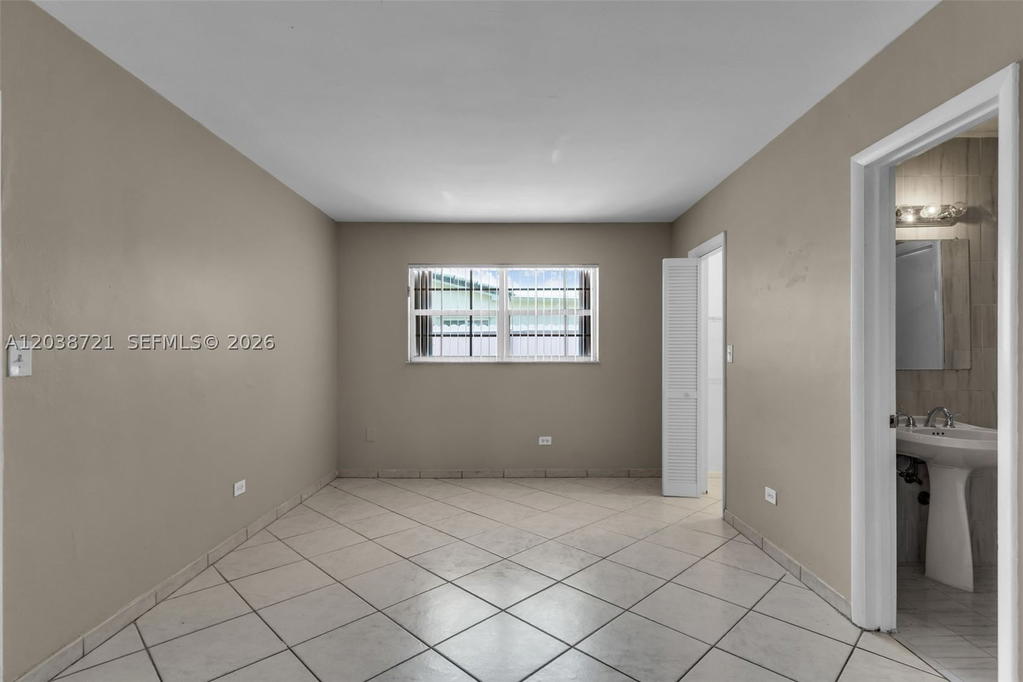 Real estate property located at 1720 98th Ct, Miami-dade, Westbrooke, Miami, FL