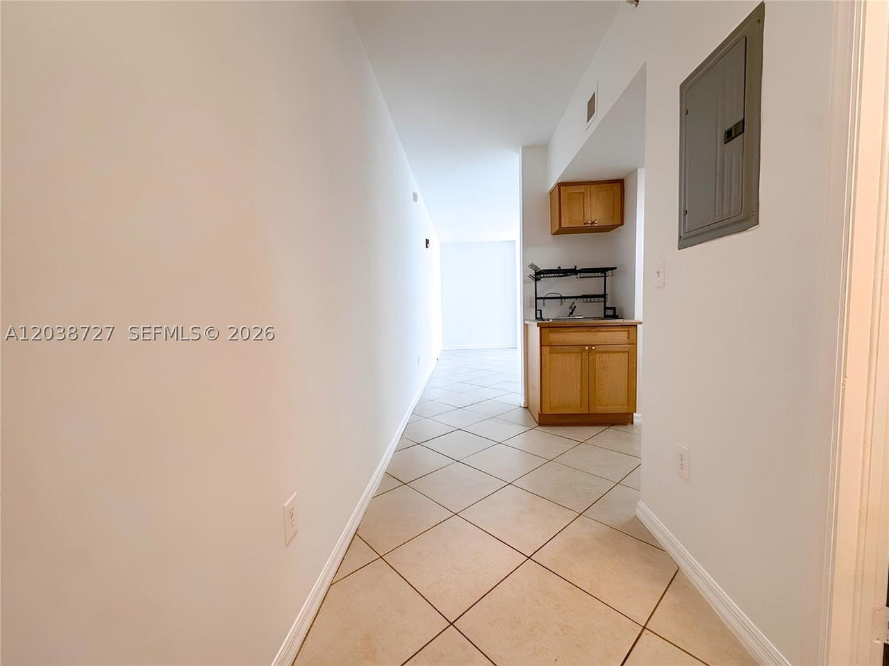 Real estate property located at 2630 28th St #44, Miami-dade, Dixie Grove Residences Co, Miami, FL