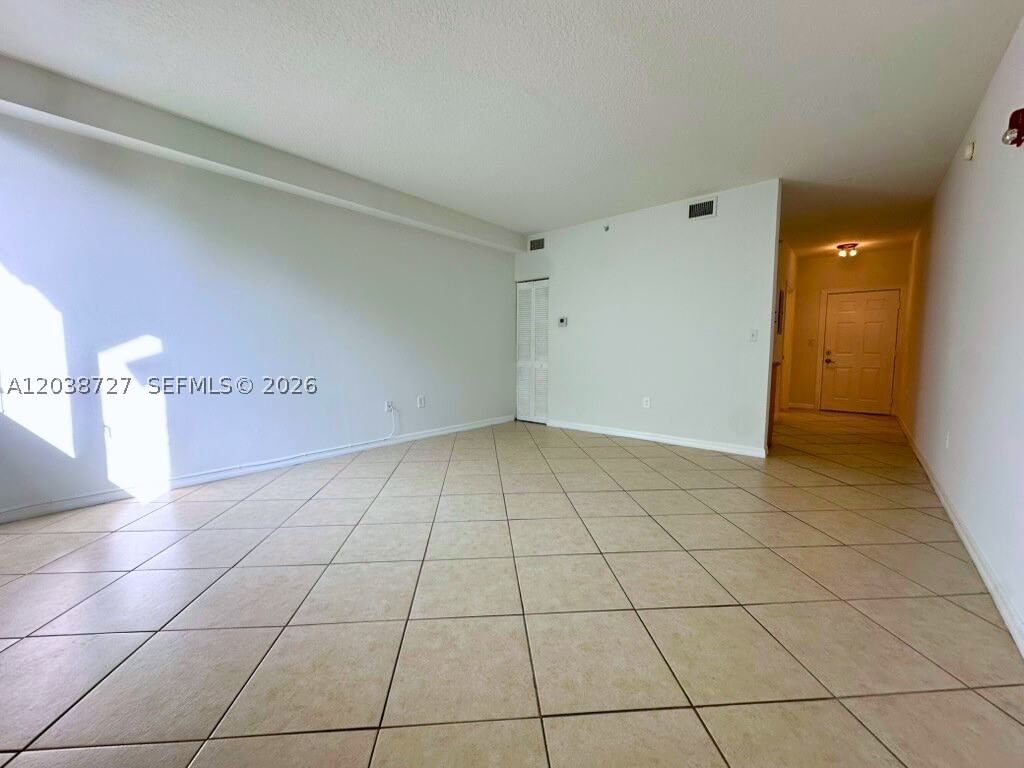 Real estate property located at 2630 28th St #44, Miami-dade, Dixie Grove Residences Co, Miami, FL