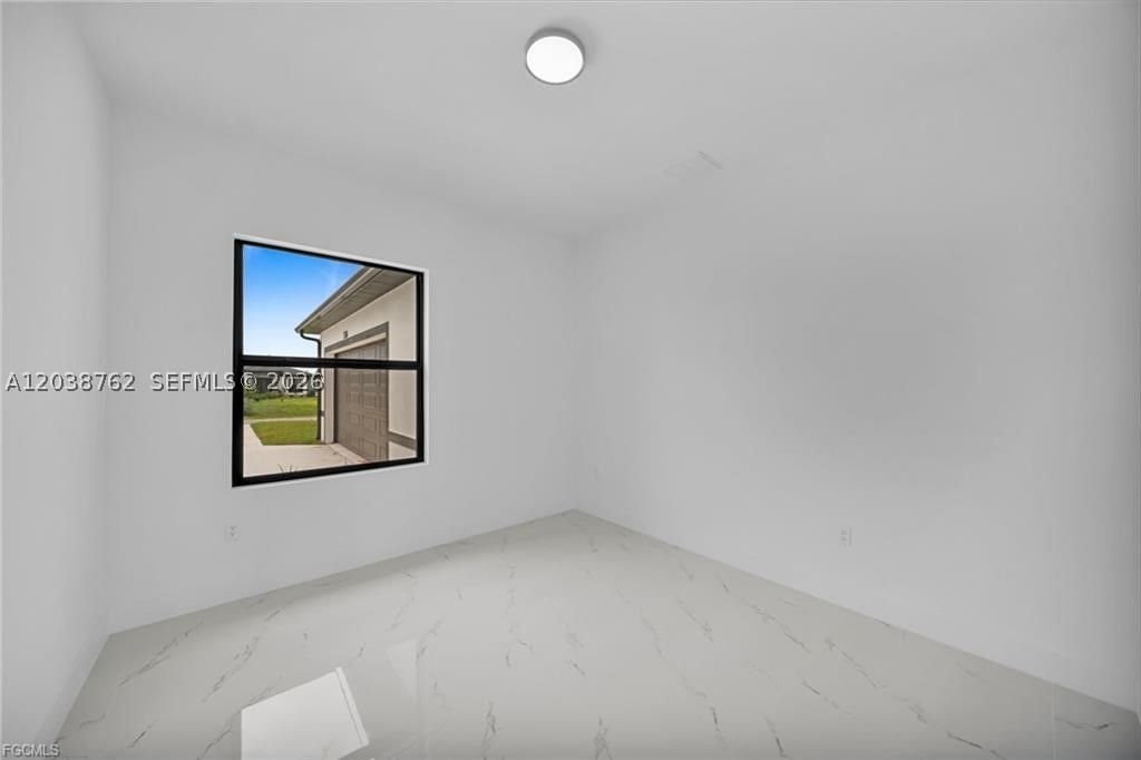 Real estate property located at 3316 7th St SW, Lee, Lehigh Acres, Lehigh Acres, FL