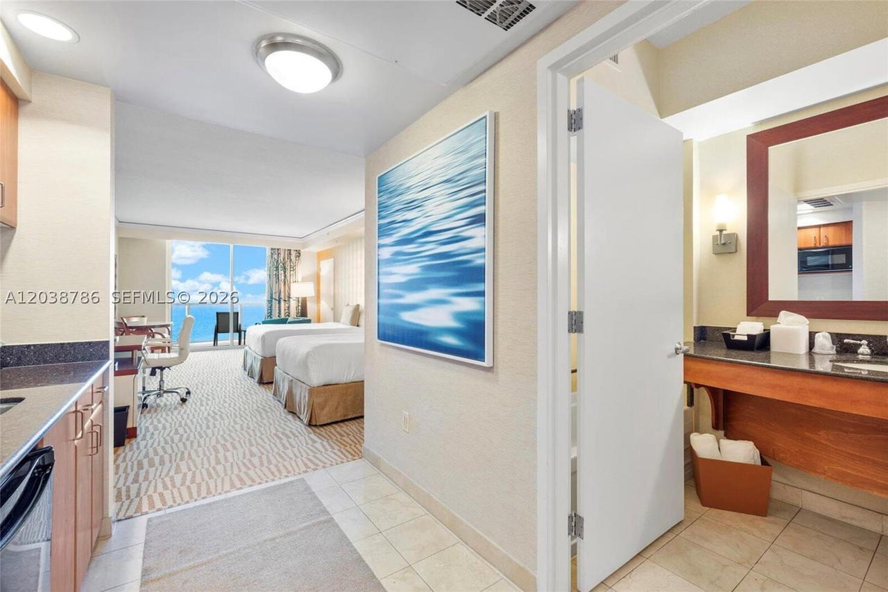 Real estate property located at 18001 Collins Ave #1902, Miami-dade, Trump International Sones, Sunny Isles Beach, FL