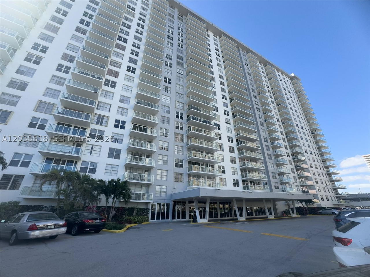 Real estate property located at 230 174th St #404, Miami-dade, Winston Tower 300 Condo, Sunny Isles Beach, FL