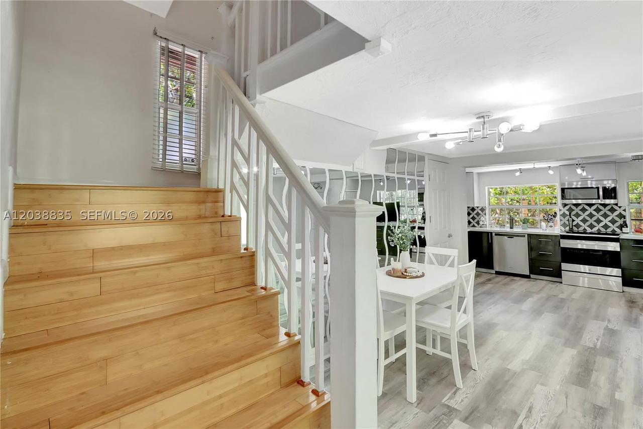 Real estate property located at 3375 29th Ter, Miami-dade, Pomelo Park, Miami, FL