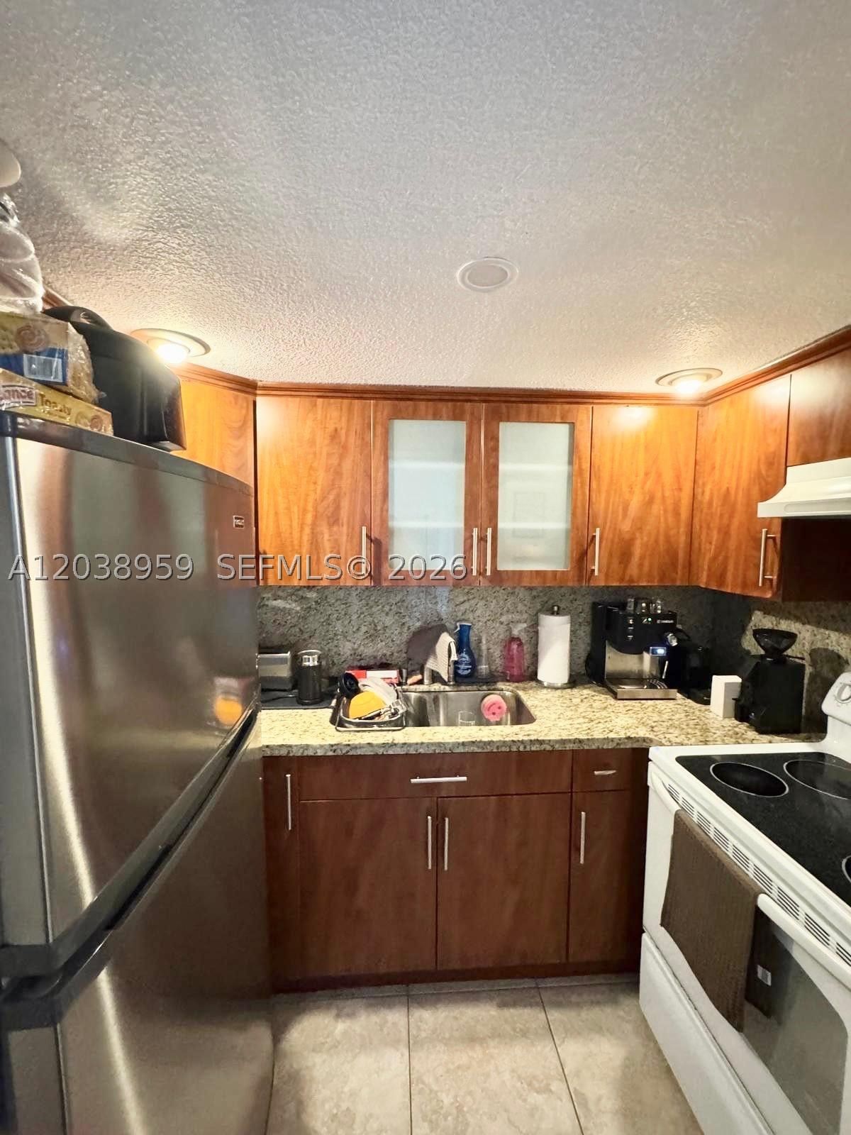 Real estate property located at 1100 Alton Rd #5D, Miami-dade, 1100 Alton Road Condo Apt, Miami Beach, FL