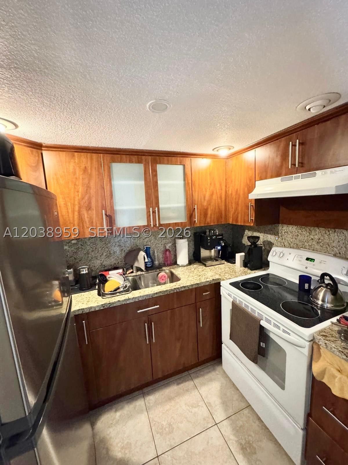 Real estate property located at 1100 Alton Rd #5D, Miami-dade, 1100 Alton Road Condo Apt, Miami Beach, FL