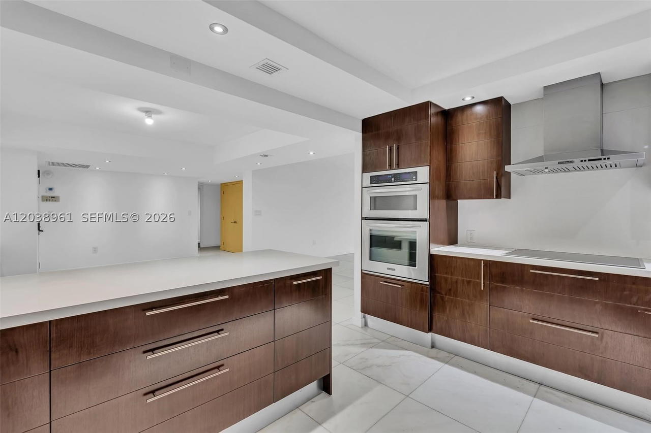 Real estate property located at 2 Grove Isle Dr B205, Miami-dade, Grove Isle Condo, Miami, FL