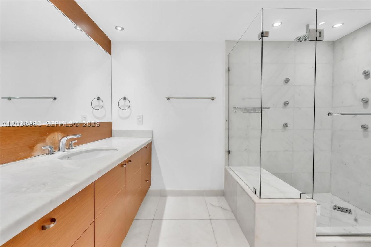 Real estate property located at 2 Grove Isle Dr B205, Miami-dade, Grove Isle Condo, Miami, FL