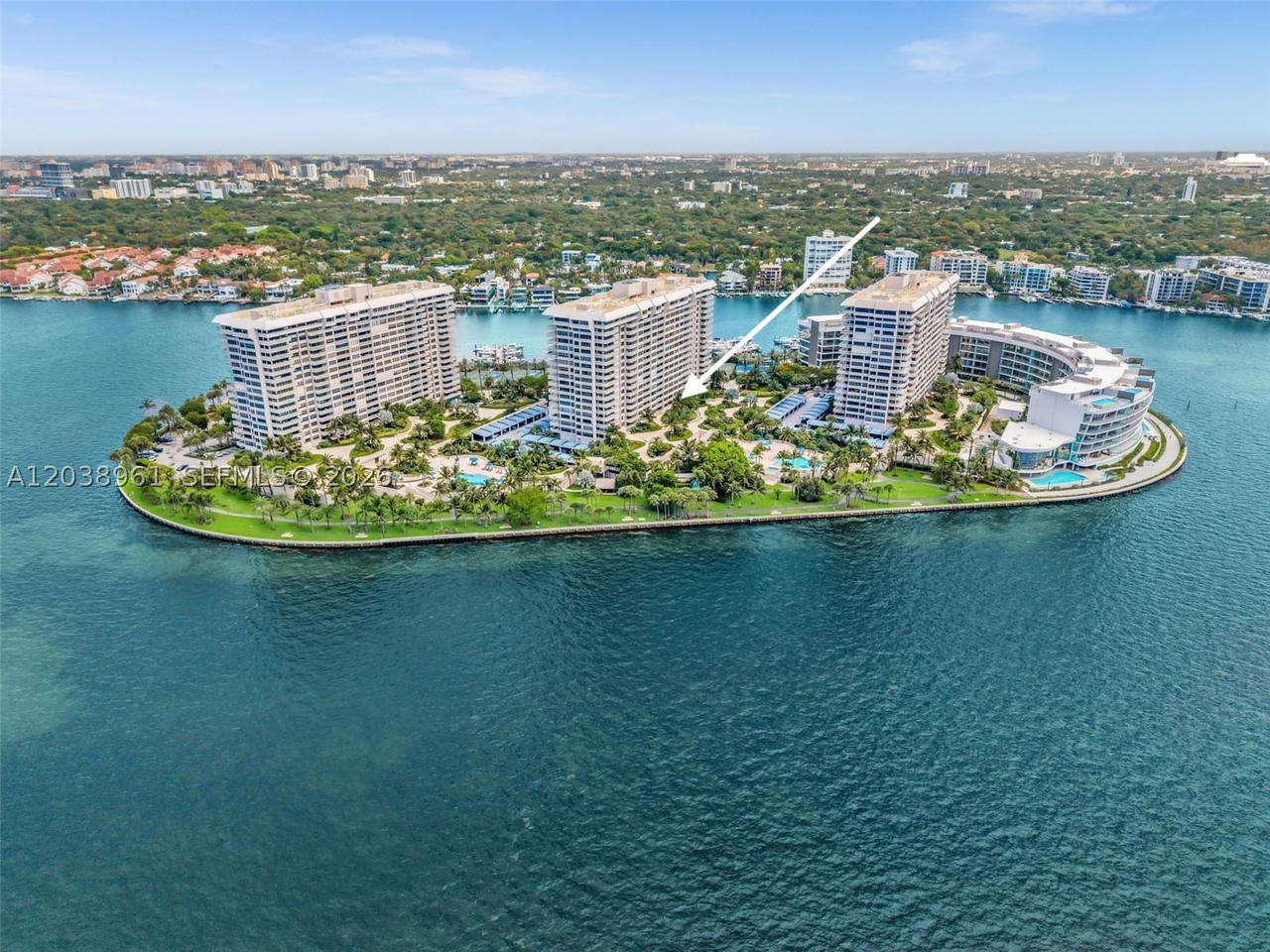Real estate property located at 2 Grove Isle Dr B205, Miami-dade, Grove Isle Condo, Miami, FL