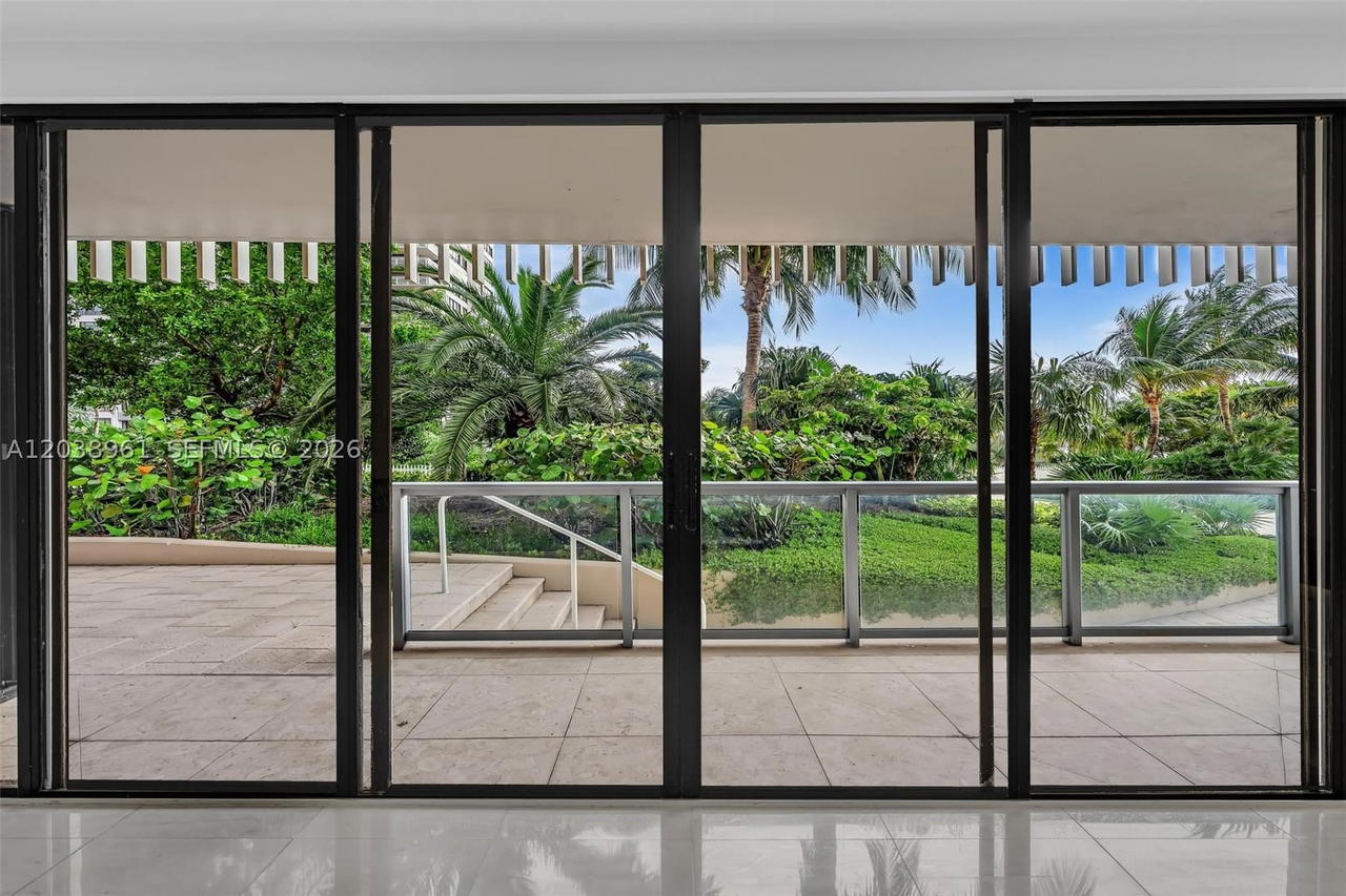 Real estate property located at 2 Grove Isle Dr B205, Miami-dade, Grove Isle Condo, Miami, FL