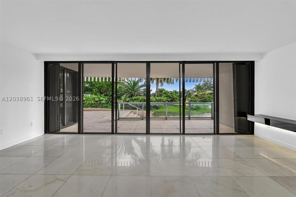 Real estate property located at 2 Grove Isle Dr B205, Miami-dade, Grove Isle Condo, Miami, FL