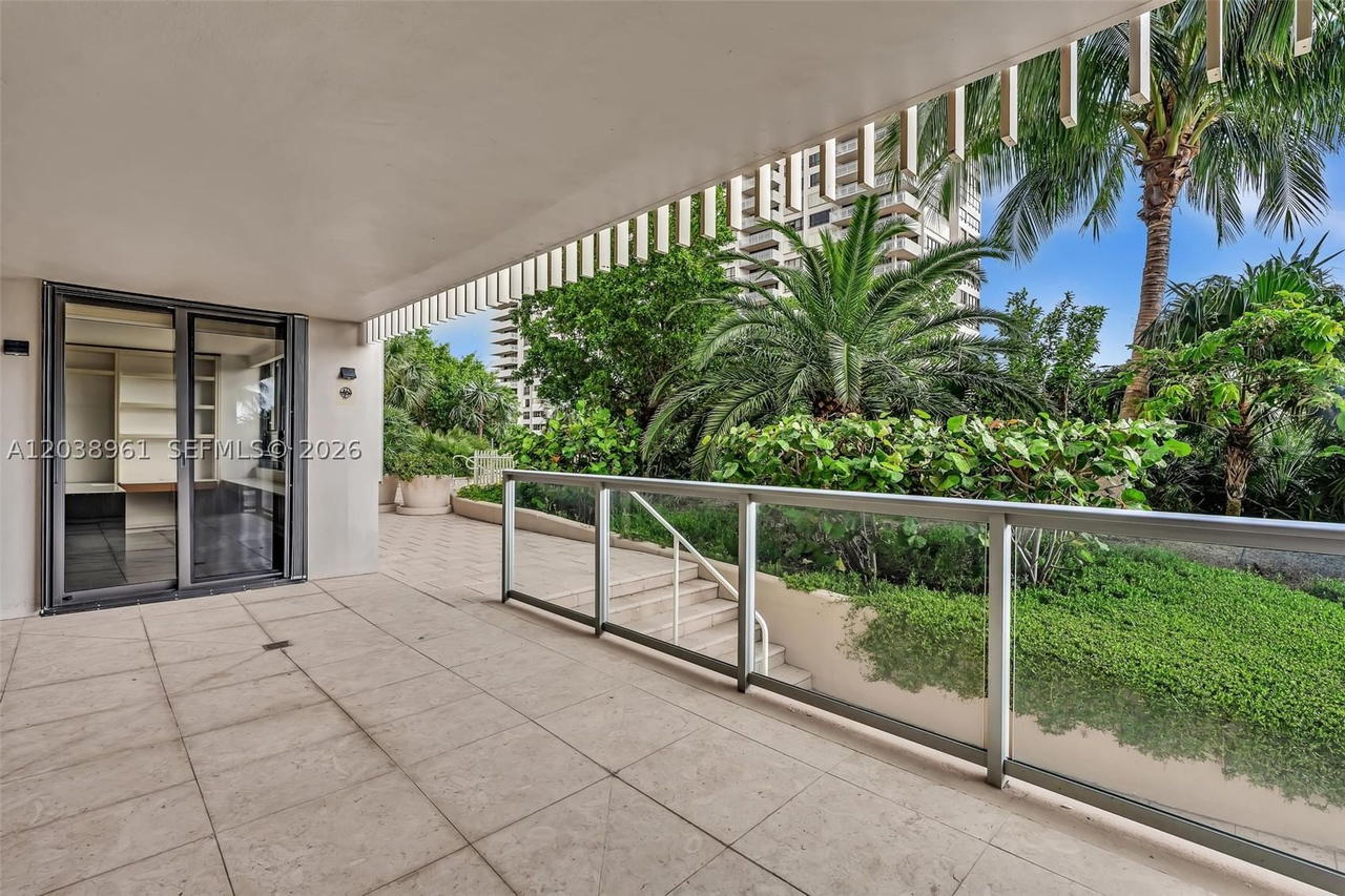 Real estate property located at 2 Grove Isle Dr B205, Miami-dade, Grove Isle Condo, Miami, FL