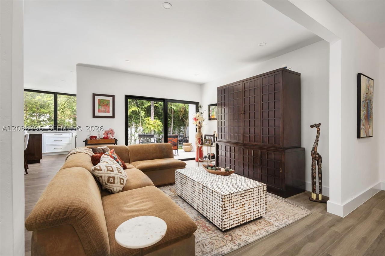 Real estate property located at 3303 Halissee St, Miami-dade, Natoma Manors, Coconut Grove, FL