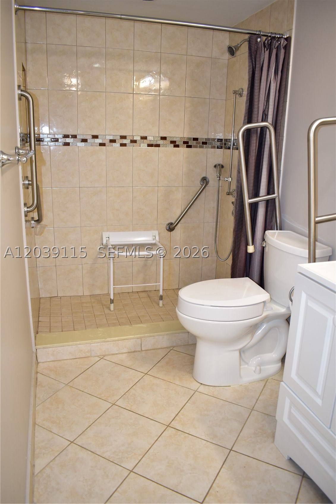Real estate property located at 9300 Sunrise Lakes Blvd #208, Broward, Sunrise Lakes 93 Condo, Sunrise, FL