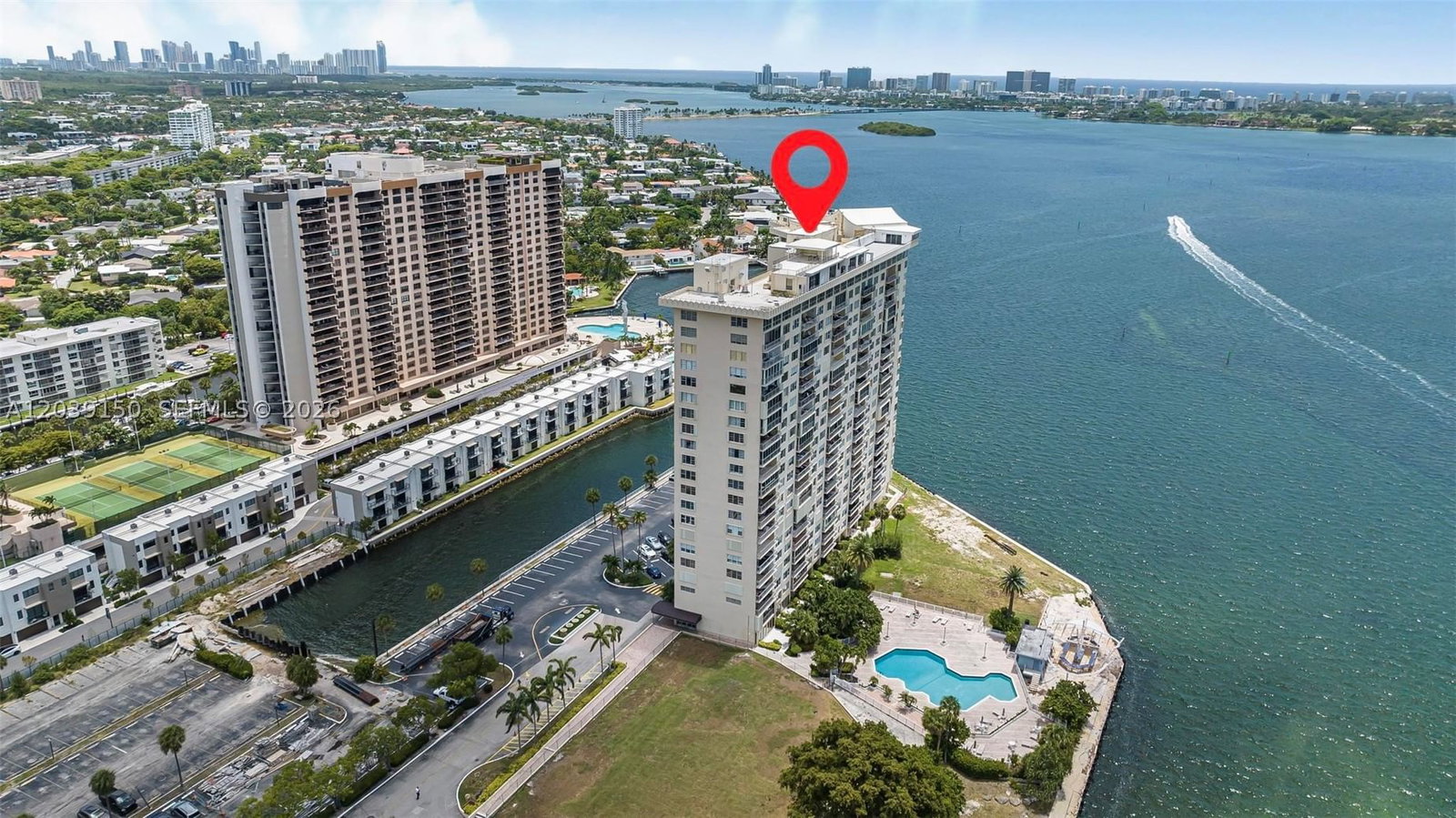 Real estate property located at 11111 Biscayne Blvd #8C, Miami-dade, Jockey Club Condo, Miami, FL