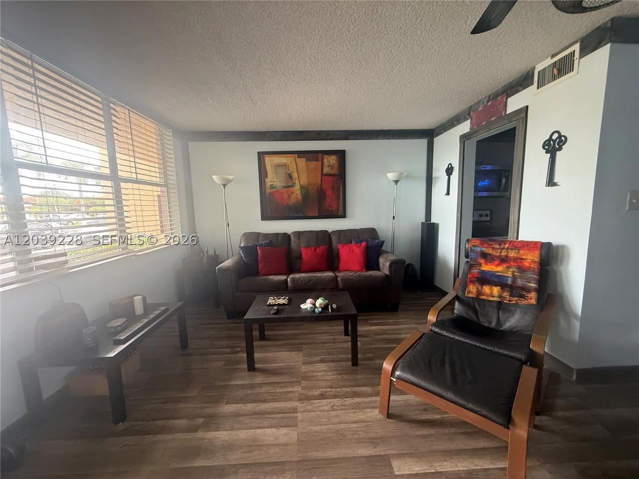 Real estate property located at 9081 Sunrise Lakes Blvd #108, Broward, Sunrise Lakes 111 Condo, Sunrise, FL
