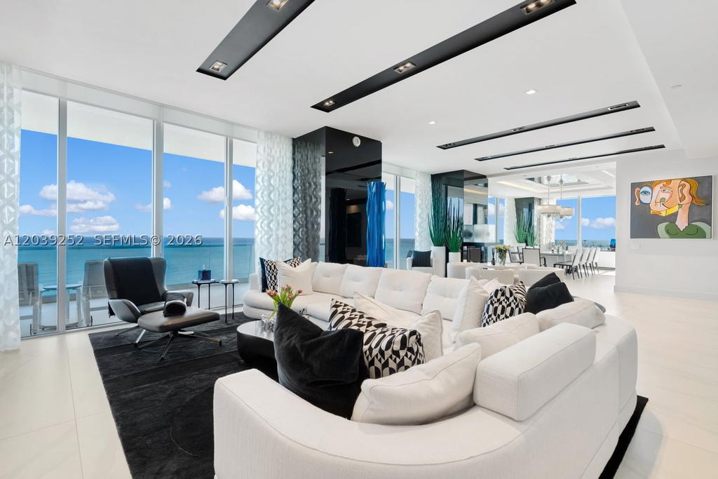 Real estate property located at 18501 Collins Ave #2304, Miami-dade, Turnberry Ocean Club, Sunny Isles Beach, FL