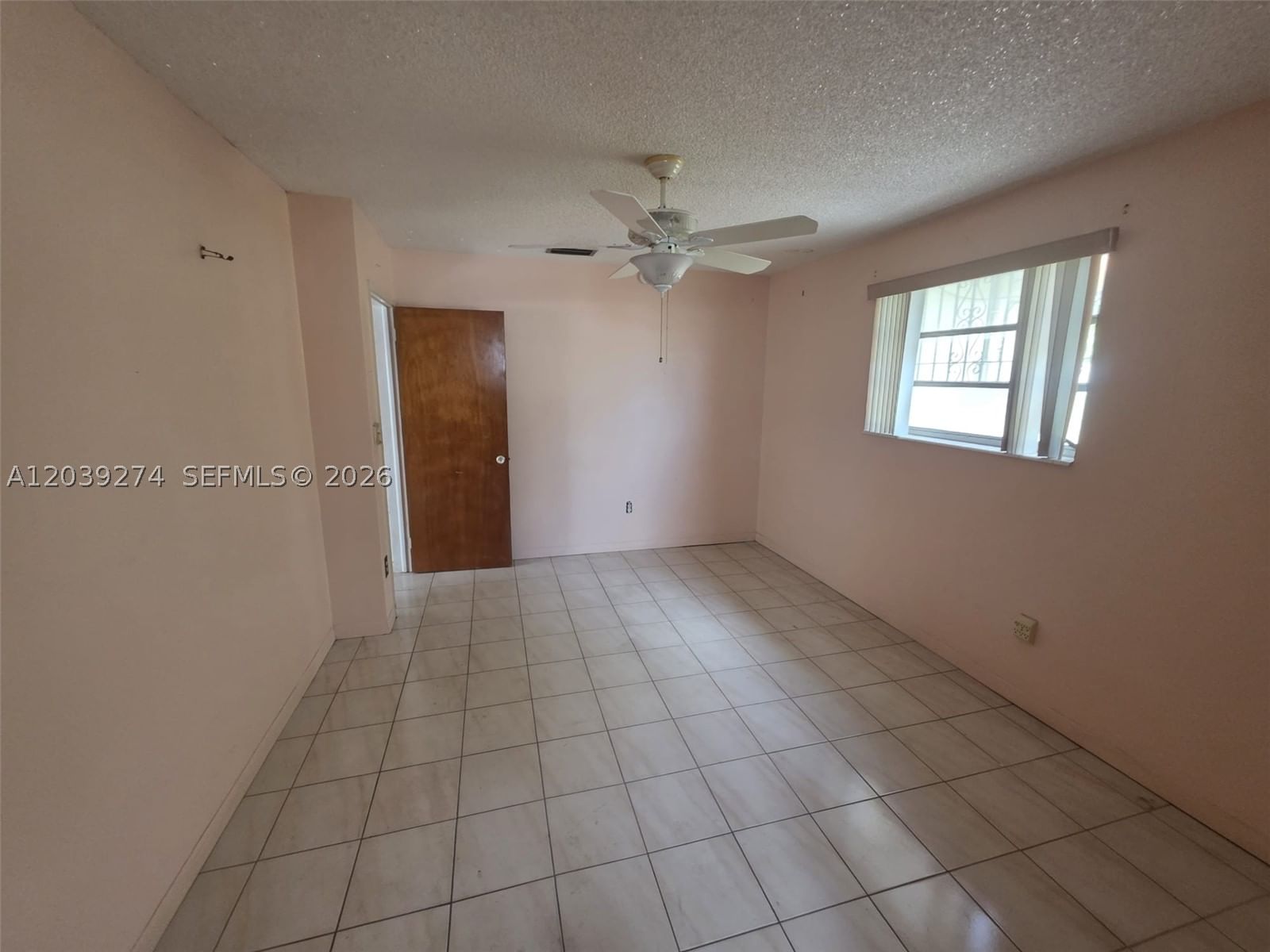 Real estate property located at 405 4th Ave, Miami-dade, East Hialeah, Hialeah, FL