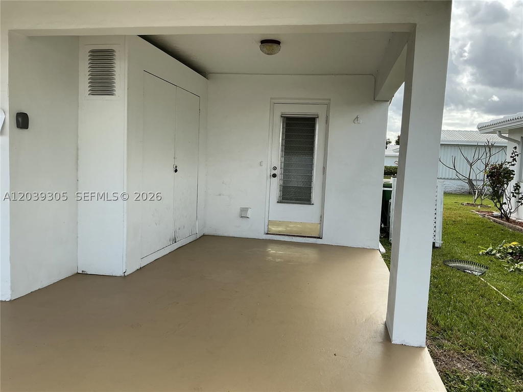 Real estate property located at 8604 59th Pl, Broward, Mainlands Of Tamarac Lake, Tamarac, FL