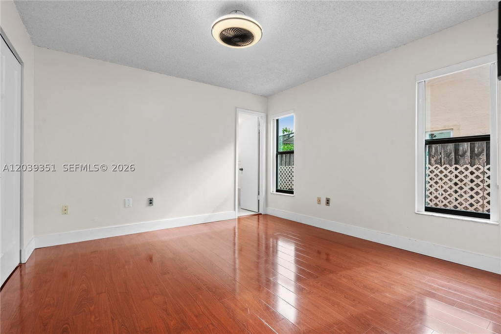 Real estate property located at 13522 62nd St H-W, Miami-dade, Arborgate Kendall Lk E Co, Miami, FL