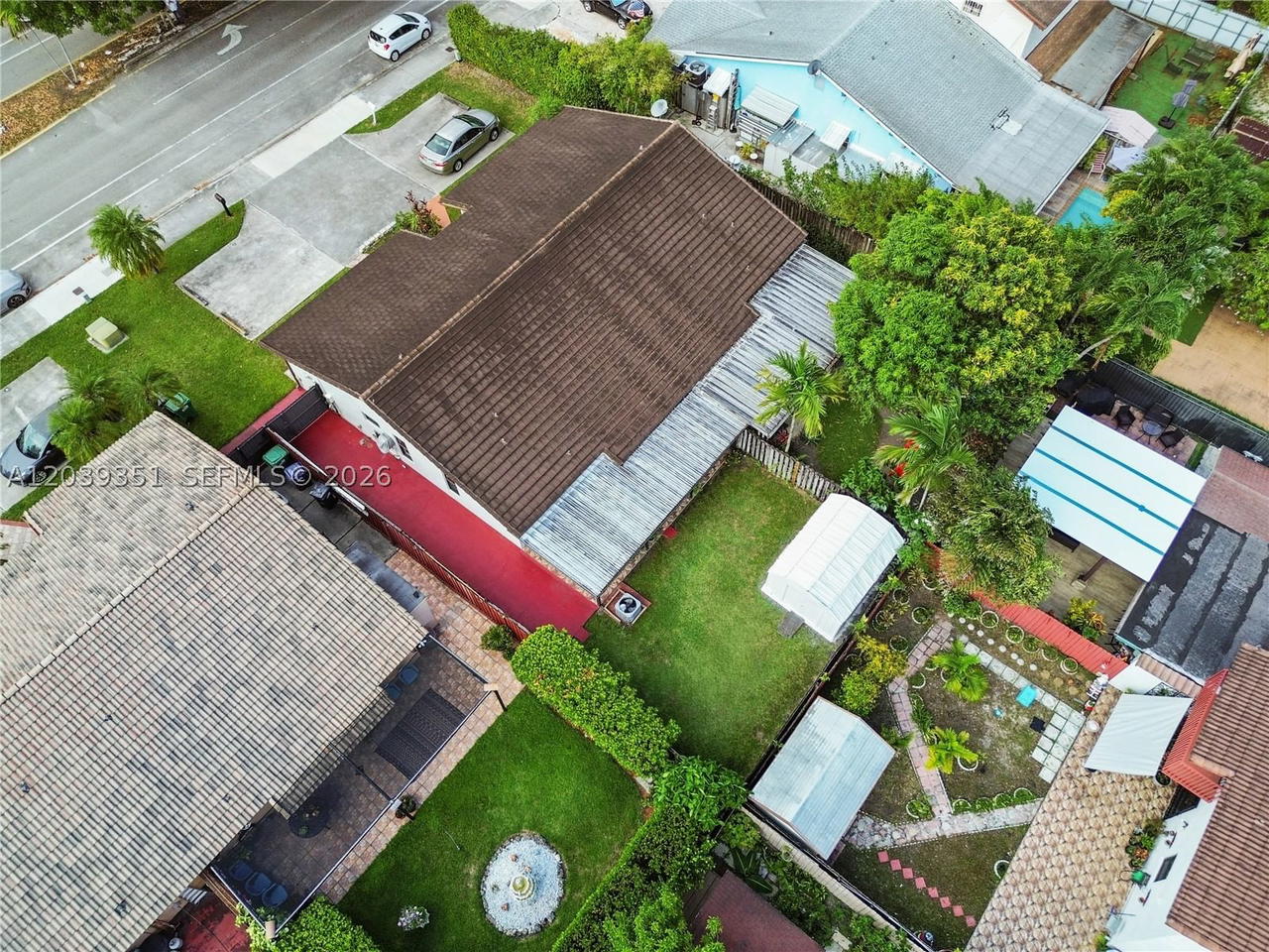 Real estate property located at 13522 62nd St H-W, Miami-dade, Arborgate Kendall Lk E Co, Miami, FL