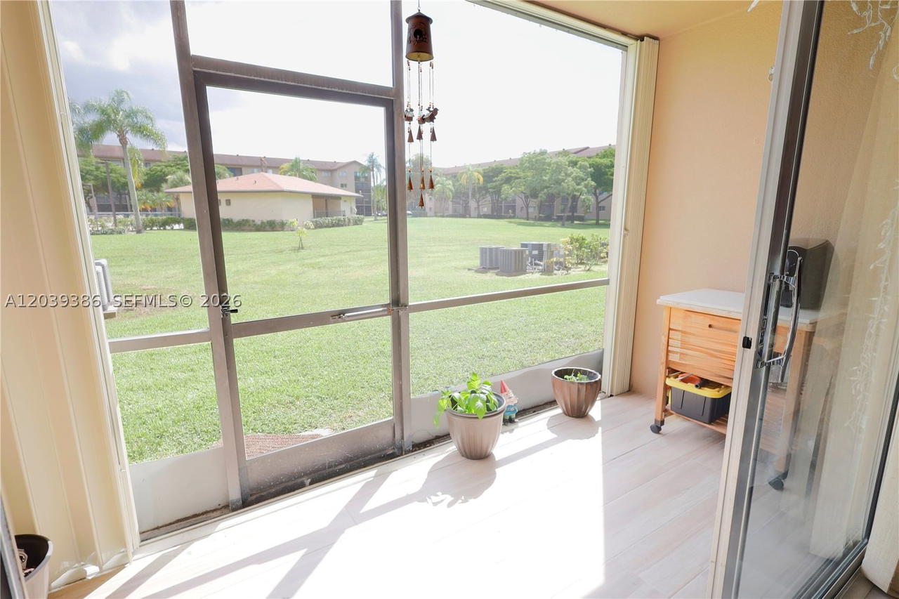 Real estate property located at 12750 15th St #106D, Broward, Garfield At Century Villa, Pembroke Pines, FL