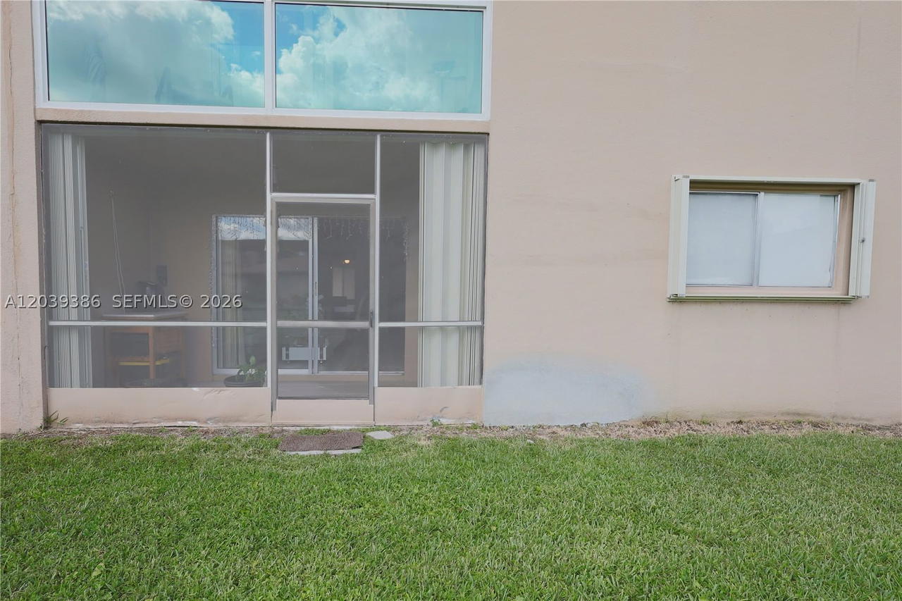 Real estate property located at 12750 15th St #106D, Broward, Garfield At Century Villa, Pembroke Pines, FL