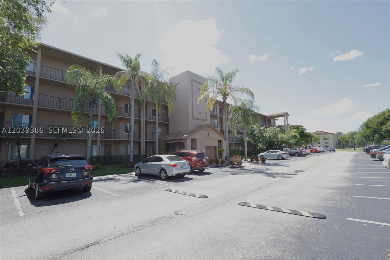 Real estate property located at 12750 15th St #106D, Broward, Garfield At Century Villa, Pembroke Pines, FL