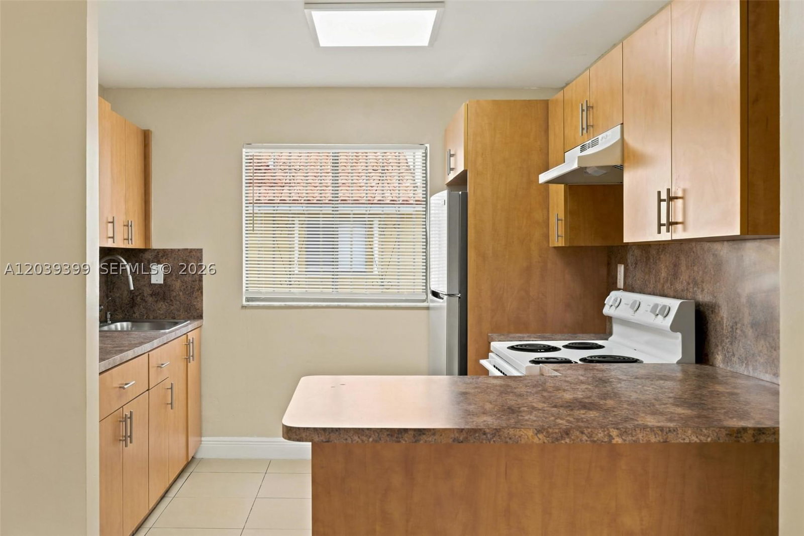 Real estate property located at 2730 61st Pl #201, Miami-dade, Residencial El Prado Cond, Hialeah, FL
