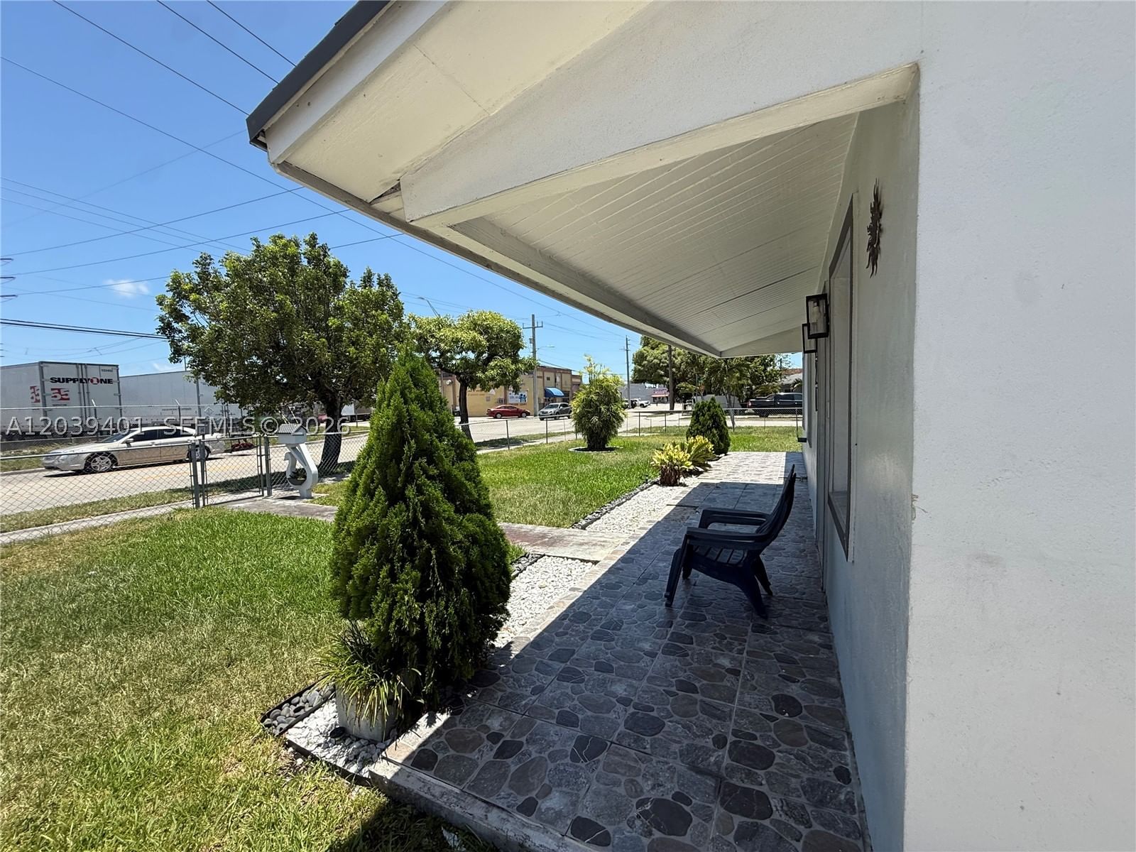 Real estate property located at 3320 10th Ave, Miami-dade, Linden Gardens, Hialeah, FL