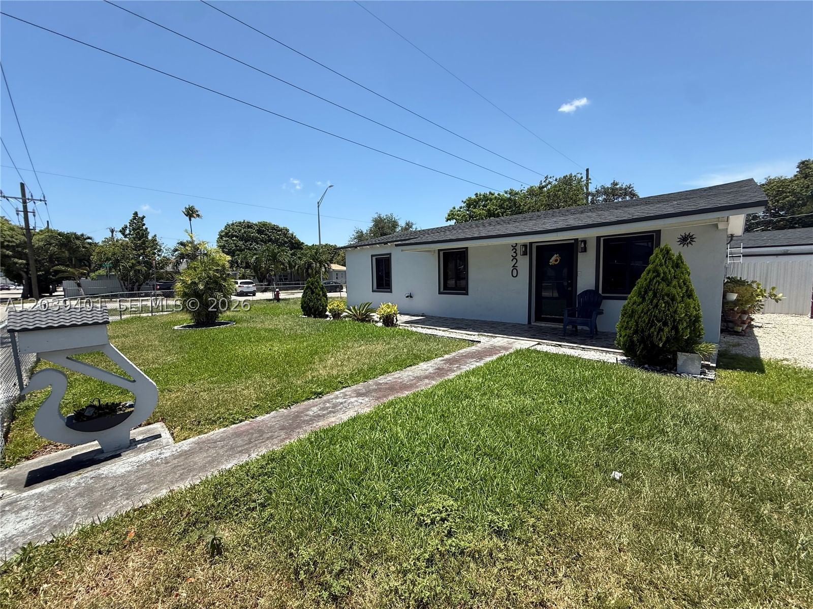 Real estate property located at 3320 10th Ave, Miami-dade, Linden Gardens, Hialeah, FL