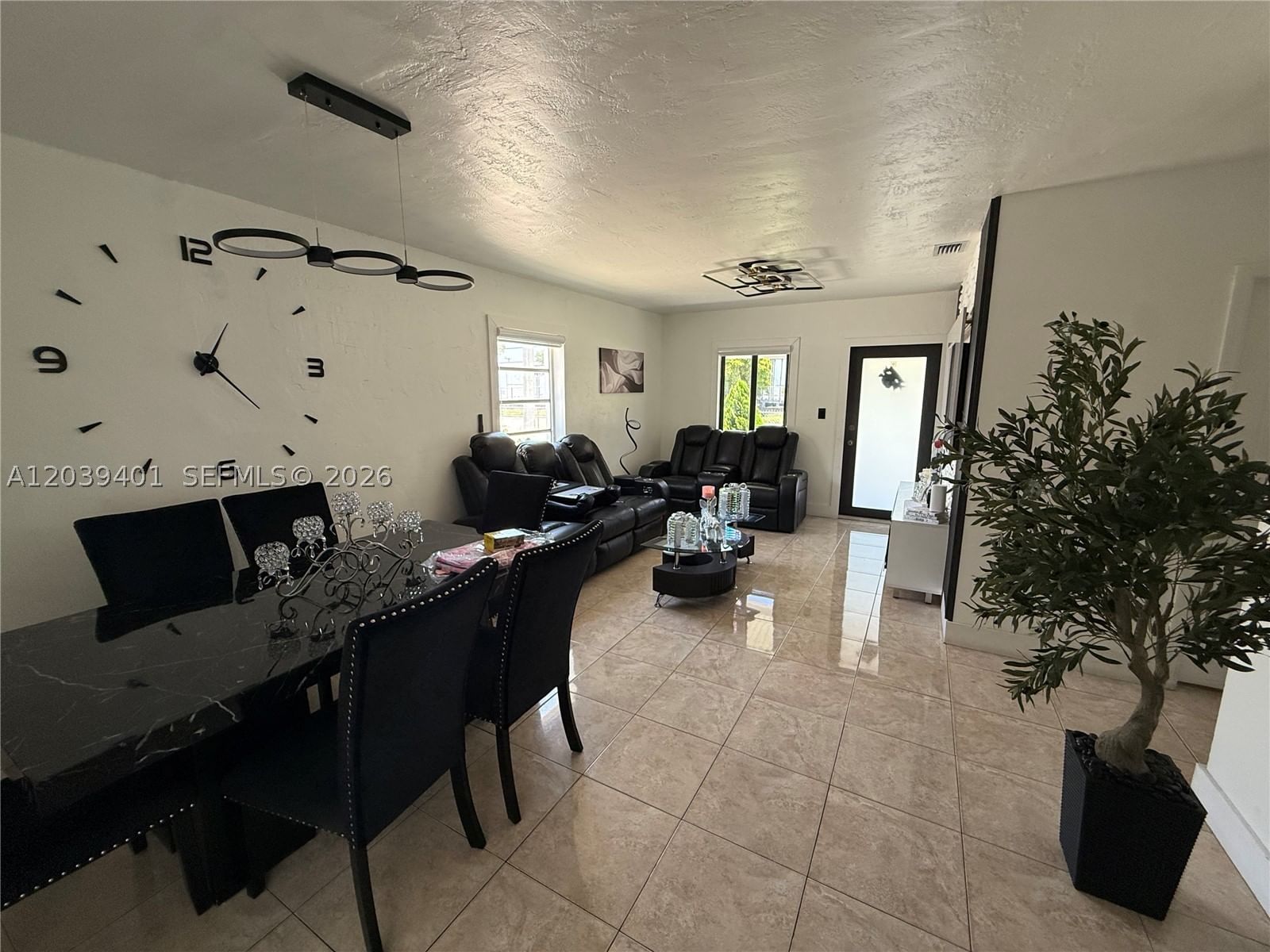 Real estate property located at 3320 10th Ave, Miami-dade, Linden Gardens, Hialeah, FL