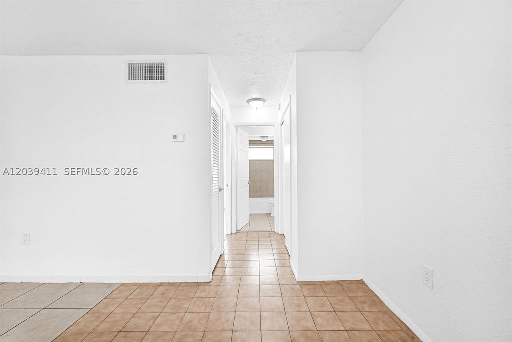 Real estate property located at 1620 West Ave #603, Miami-dade, Twin Towers Condo, Miami Beach, FL