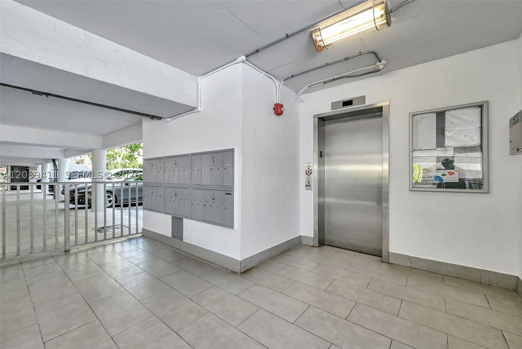 Real estate property located at 1620 West Ave #603, Miami-dade, Twin Towers Condo, Miami Beach, FL
